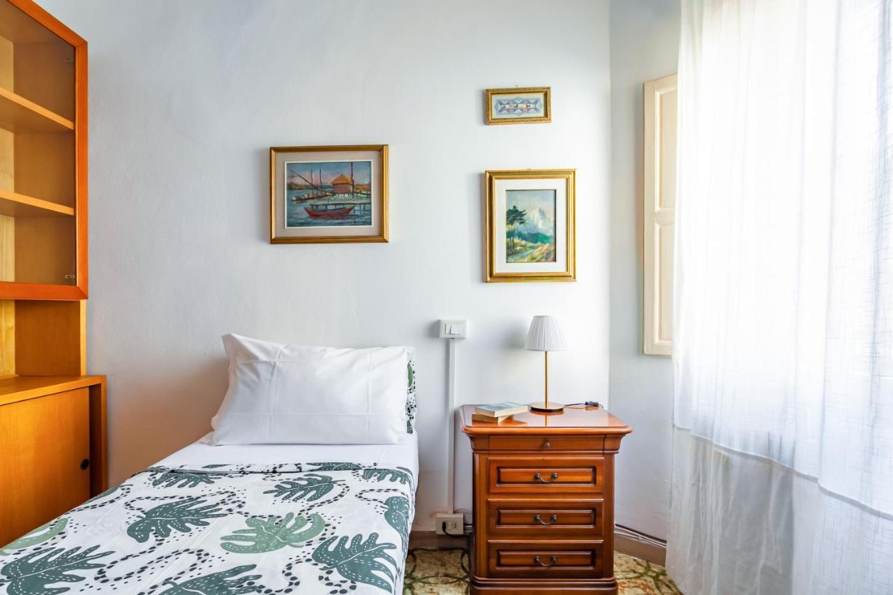 Pisa Airport Comfy Apartment - Private Parking Exterior foto